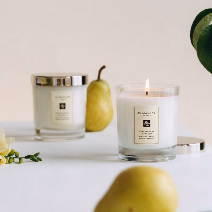 Jo Malone English Pear & Freesia Scented Candle